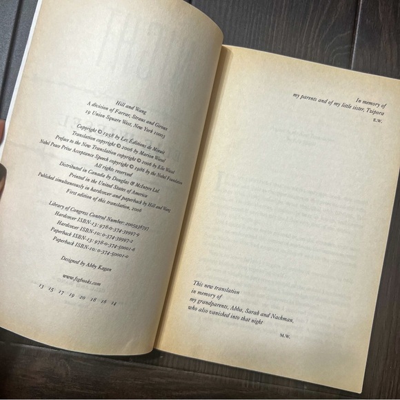 Night by Elie Wiesel - Picture 4 of 7